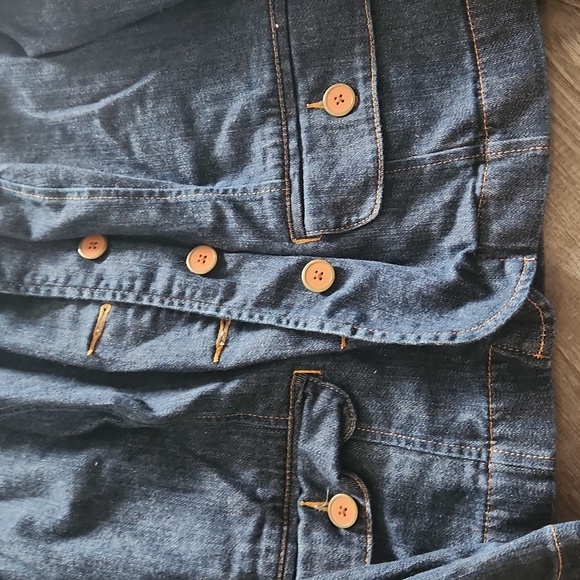 Jean jacket - Picture 2 of 7